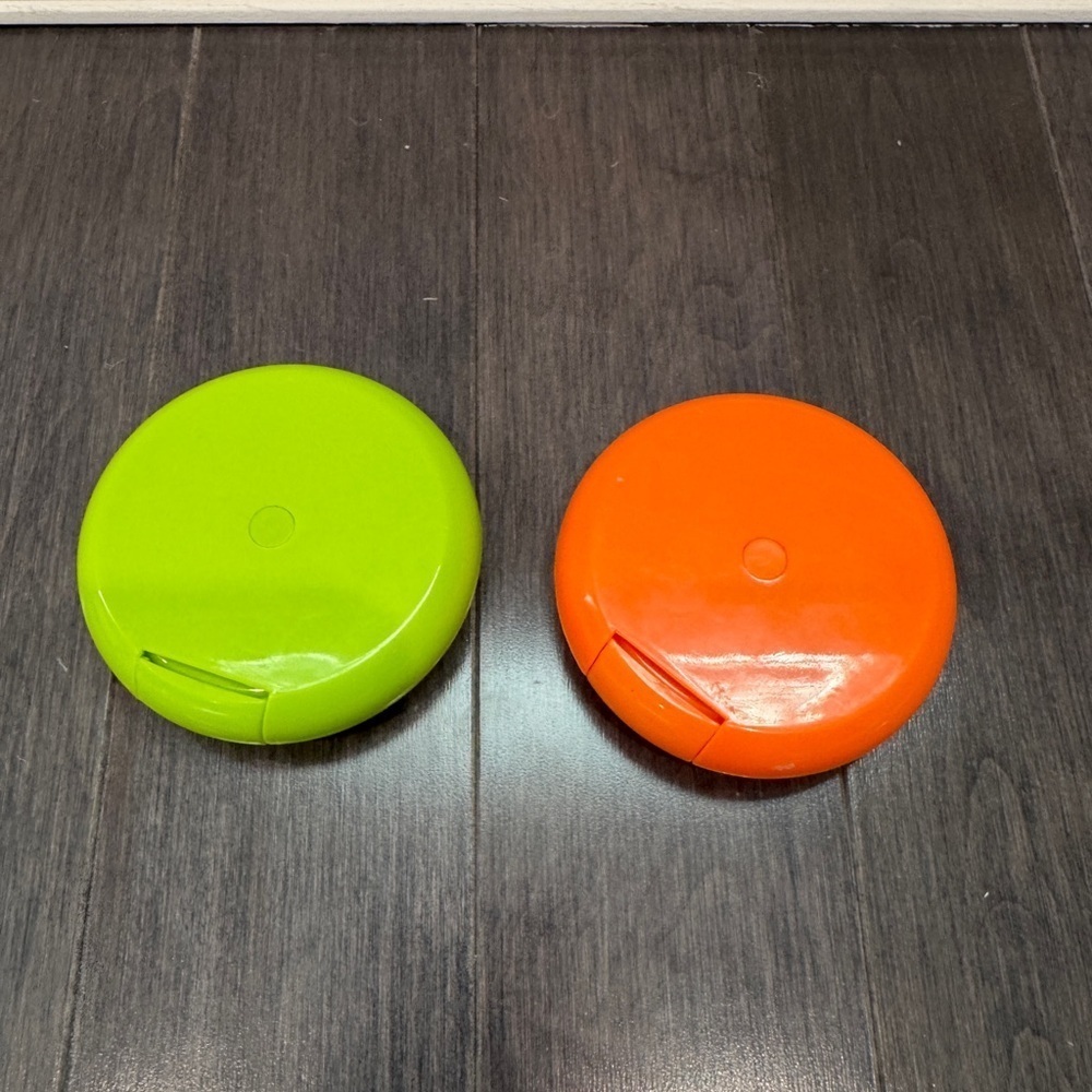 NWOT Green Orange Lime Lemon Kitchen Pill Dispenser Health- Surface Scratches - Picture 4 of 4